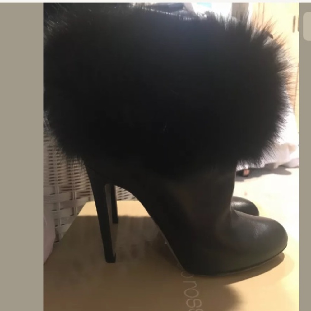 Sergio Rossi Leather Fox Fur Ankle Boot Size 39 - Picture 7 of 8